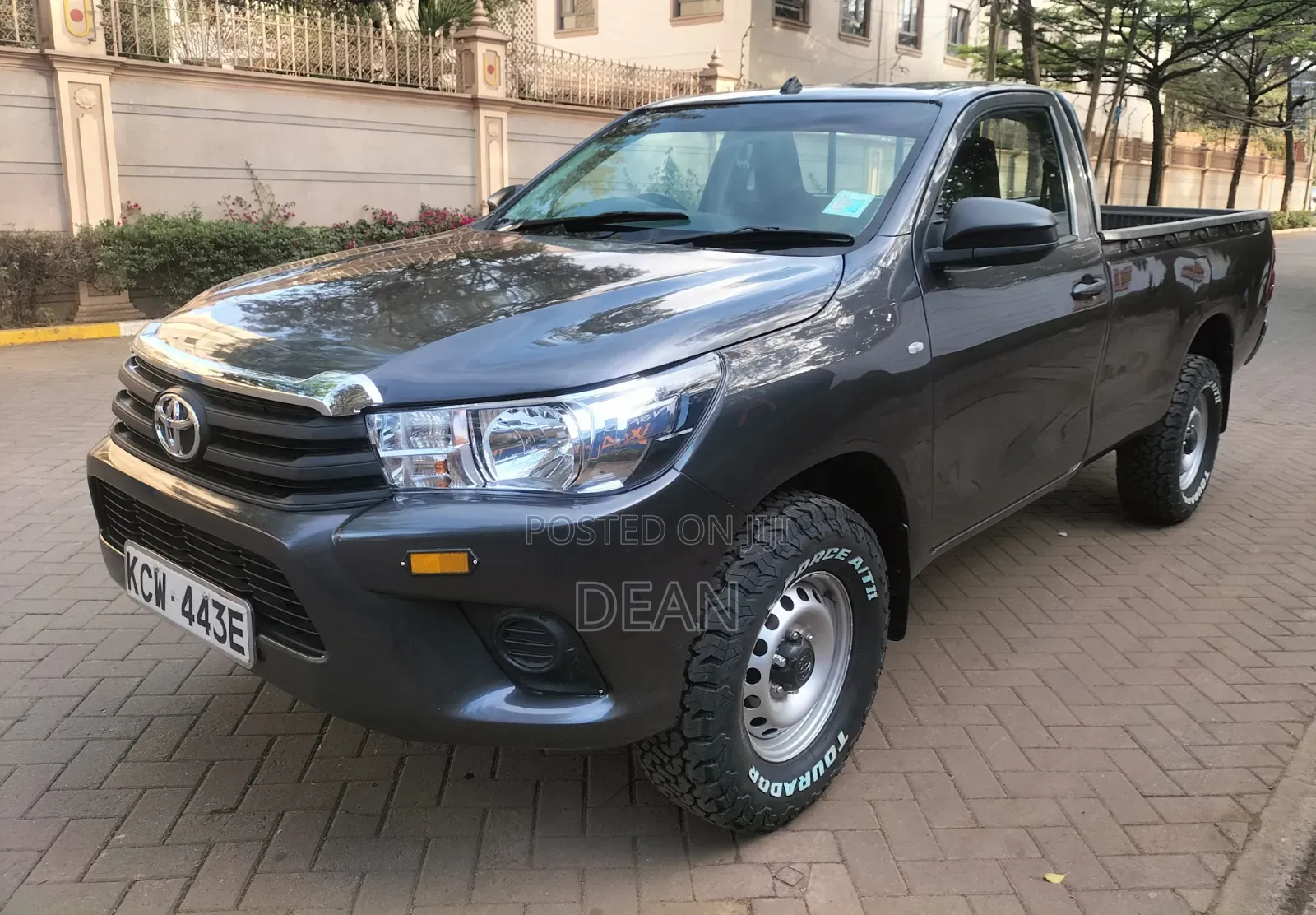 Toyota Hilux 2019 Black