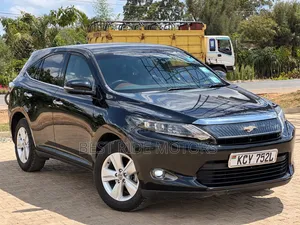 Toyota Harrier 2014