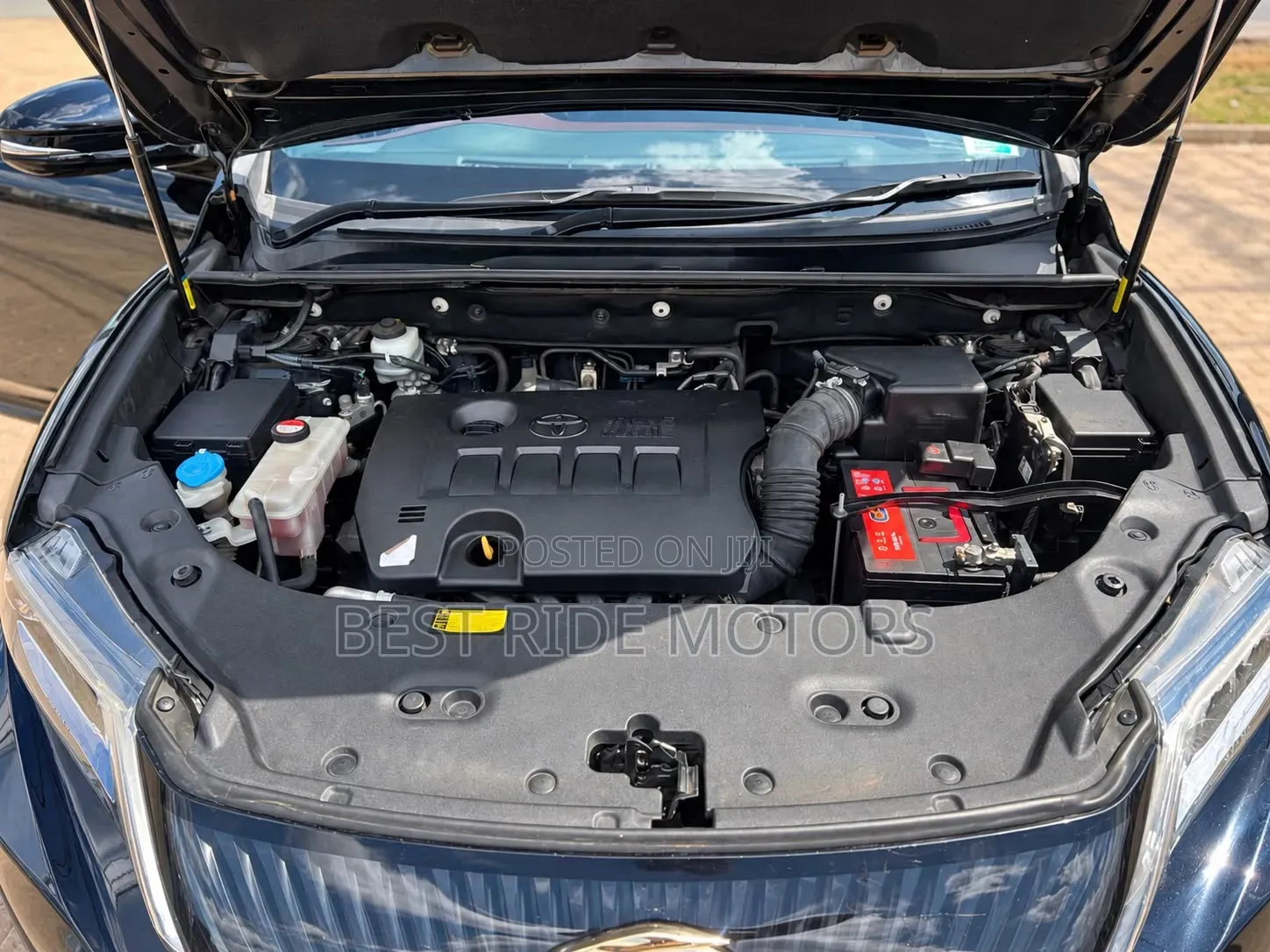 Toyota Harrier 2014