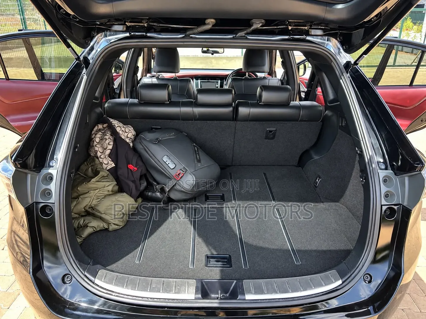 Toyota Harrier 2014