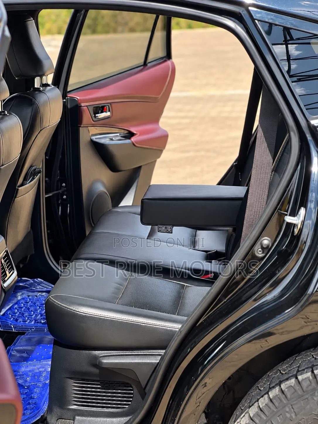 Toyota Harrier 2014