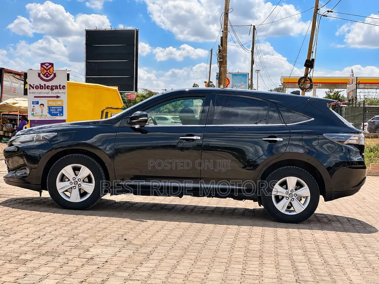 Toyota Harrier 2014