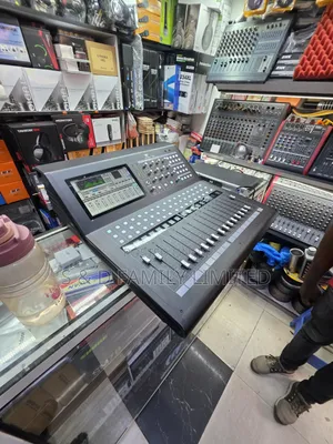 Audiobull AD-24 Digital Mixer 24 Channels