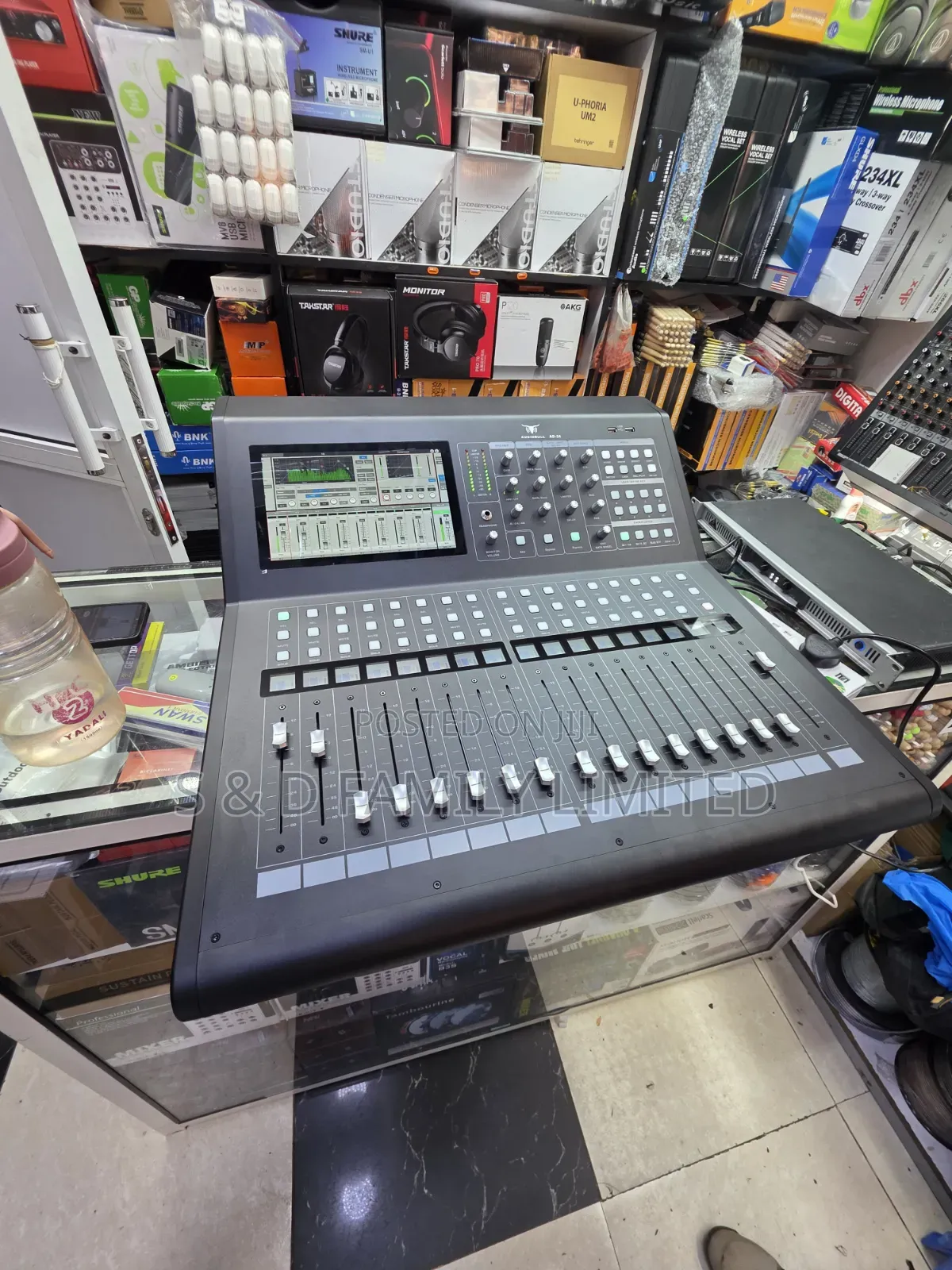 Audiobull AD-24 Digital Mixer 24 Channels