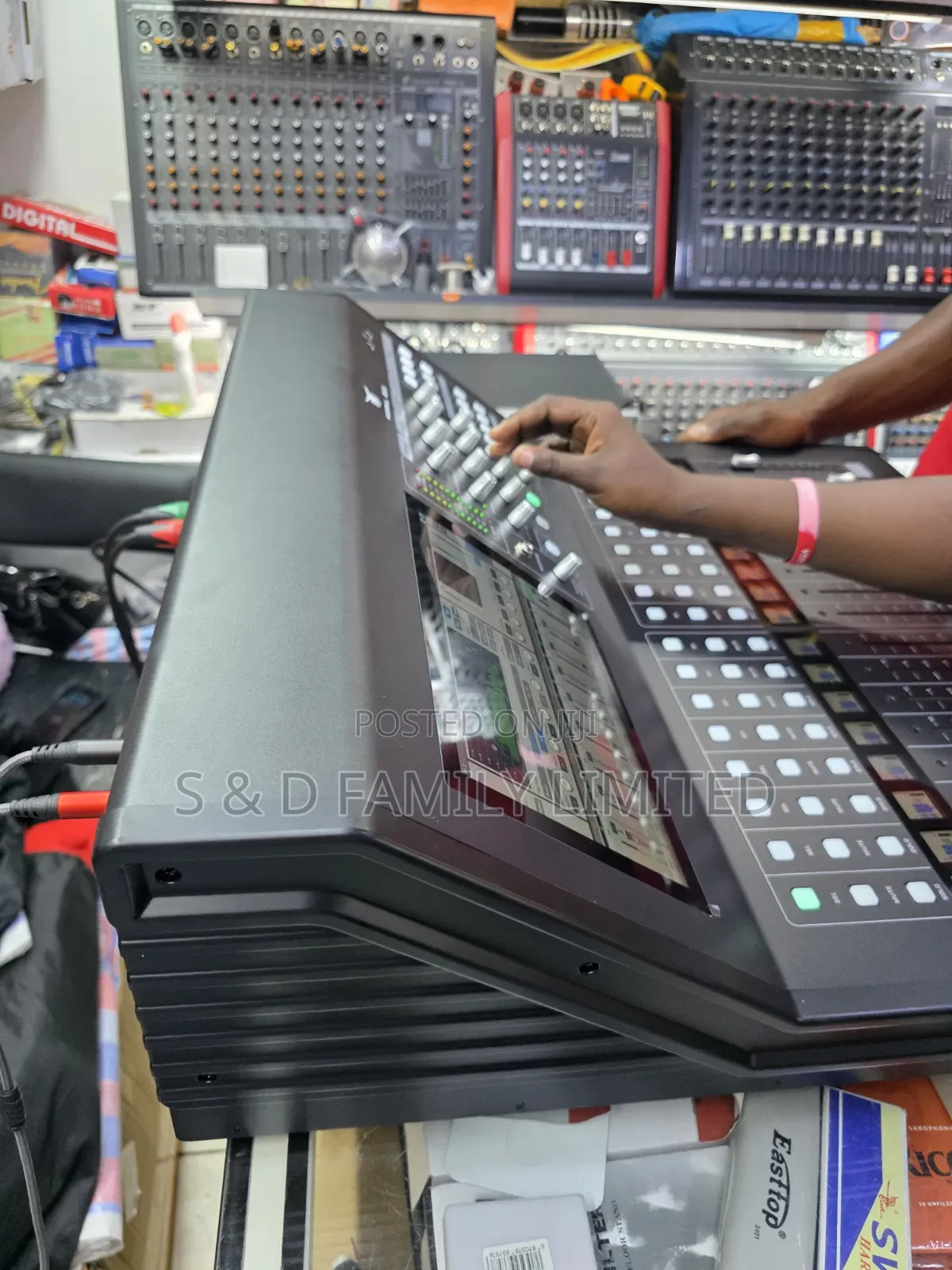 Audiobull AD-24 Digital Mixer 24 Channels