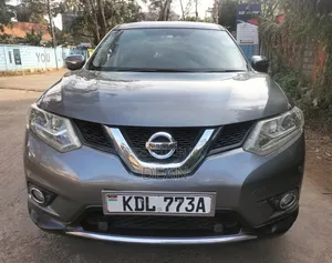 Nissan X-Trail 2015 Gray