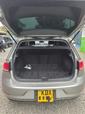 Volkswagen Polo 2018 Silver
