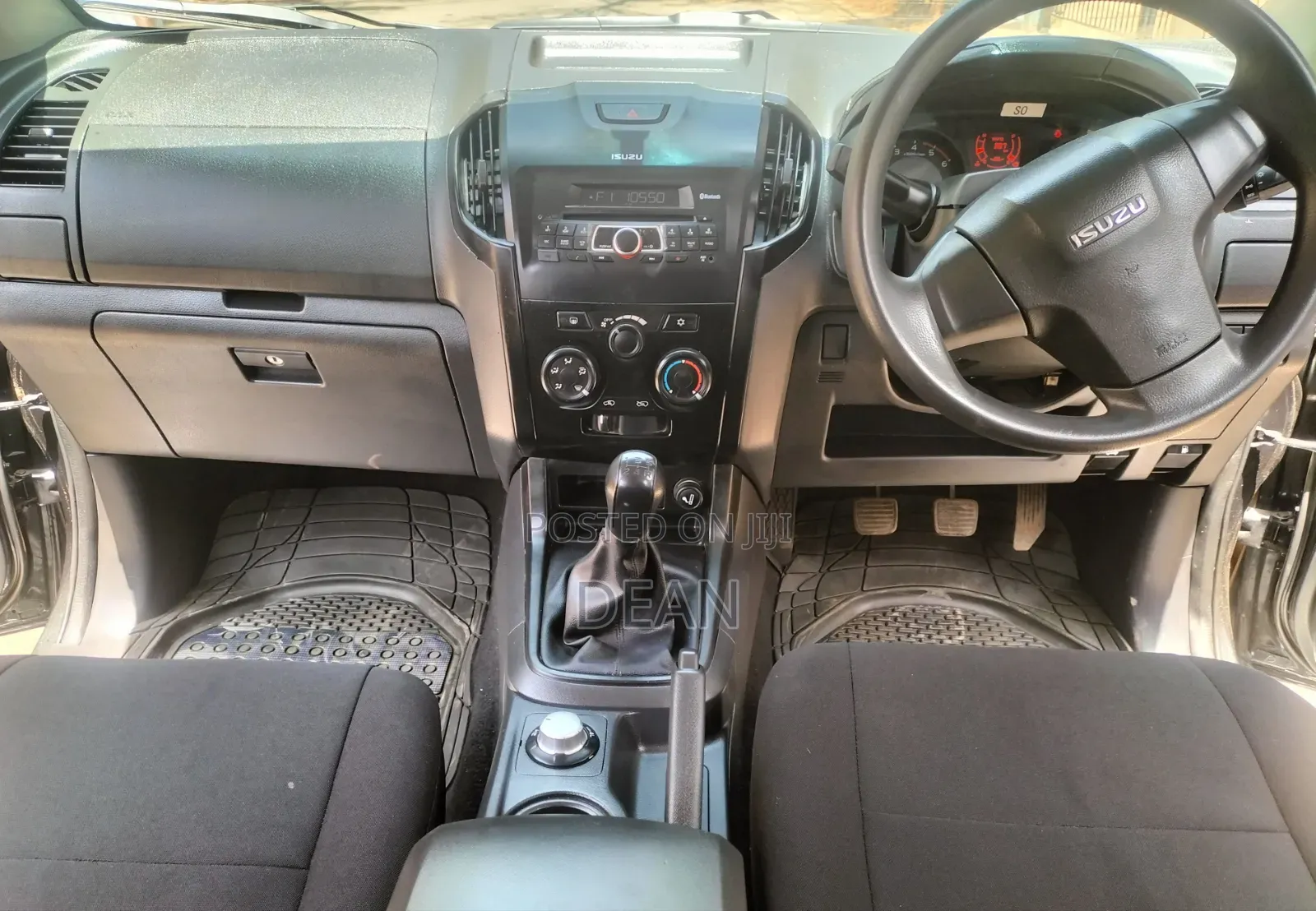 Isuzu D-MAX 2022 Gray