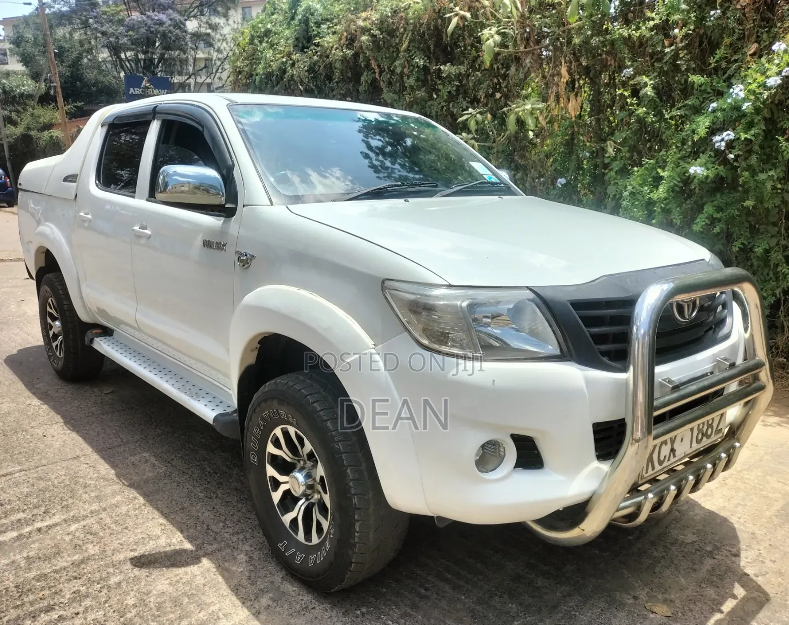 Toyota Hilux 2014 White
