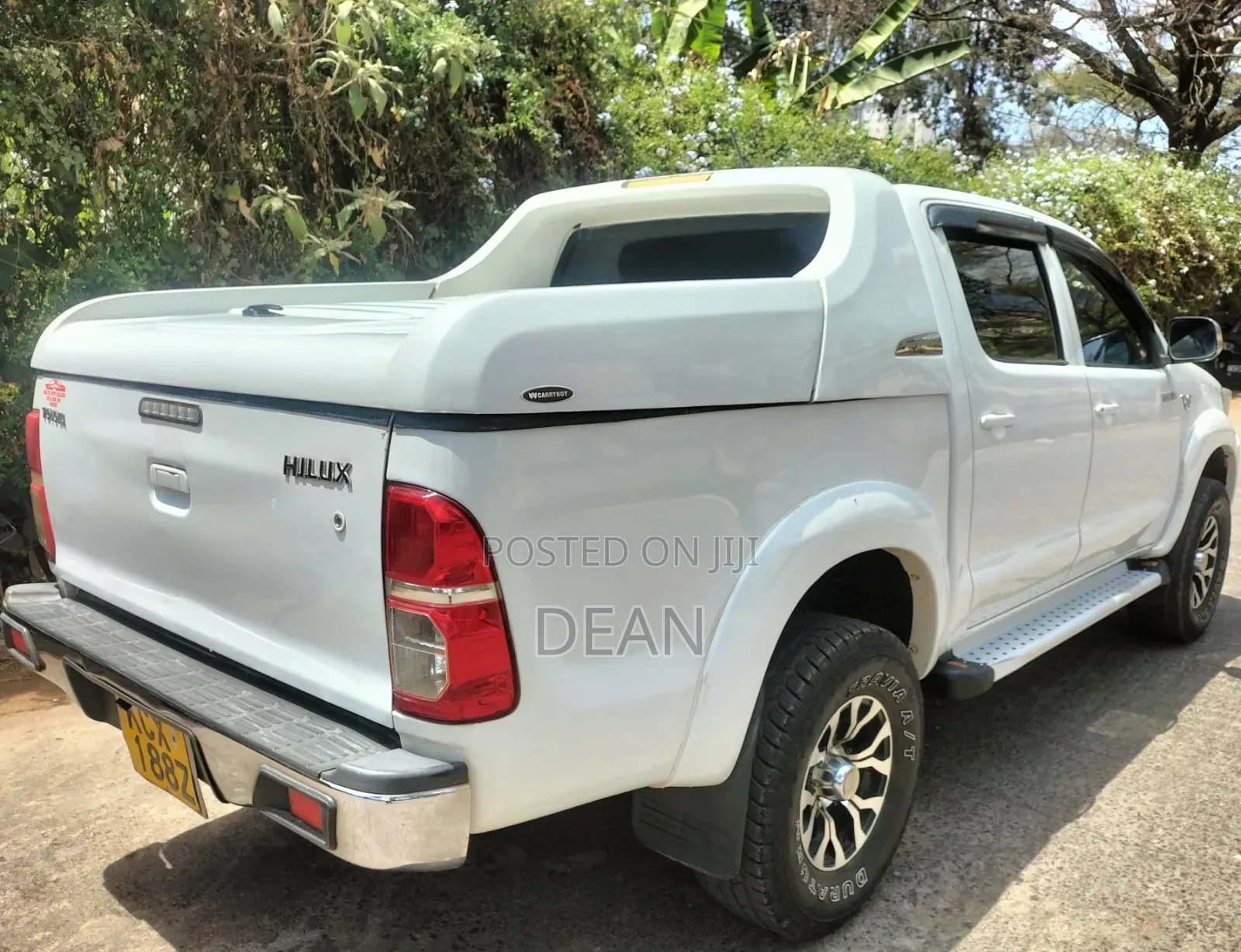 Toyota Hilux 2014 White