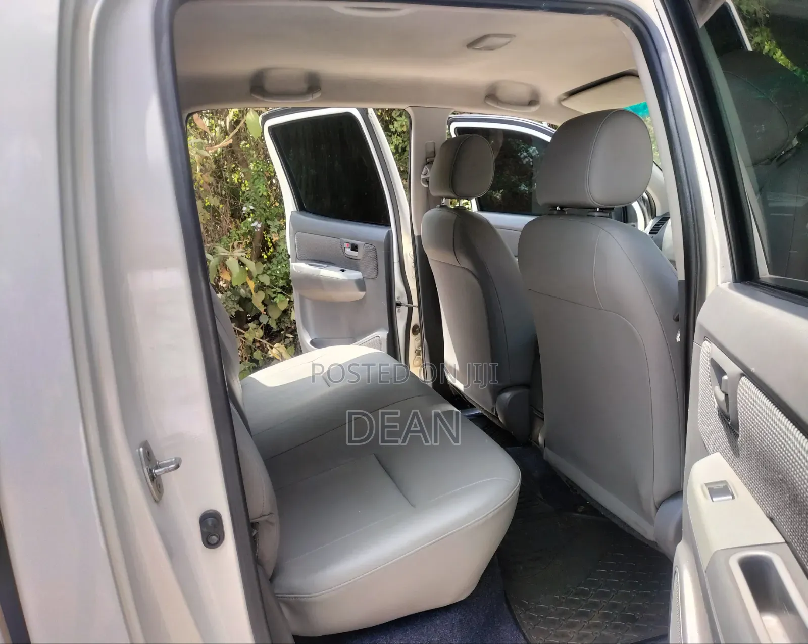 Toyota Hilux 2014 White