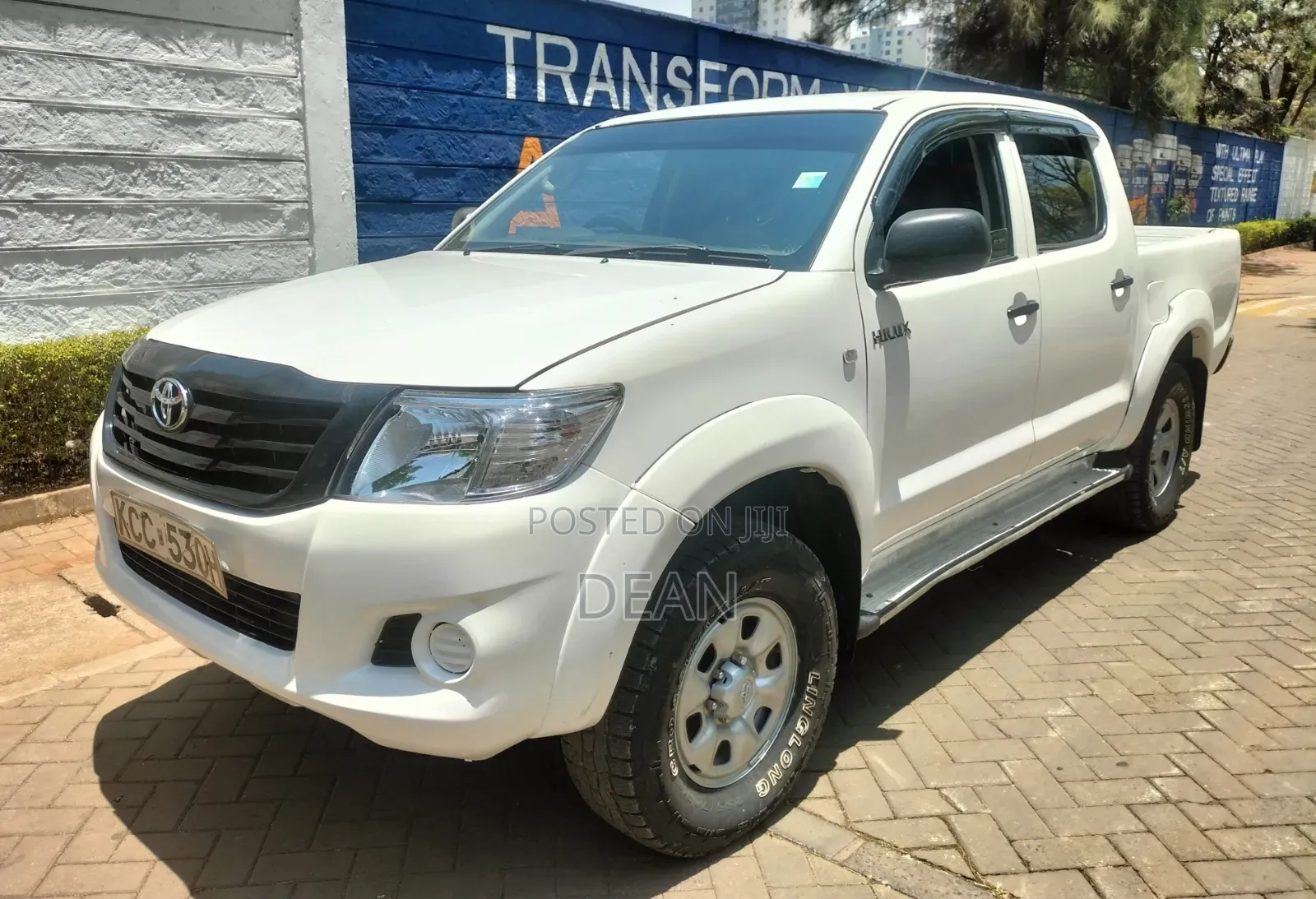 Toyota Hilux 2015 White