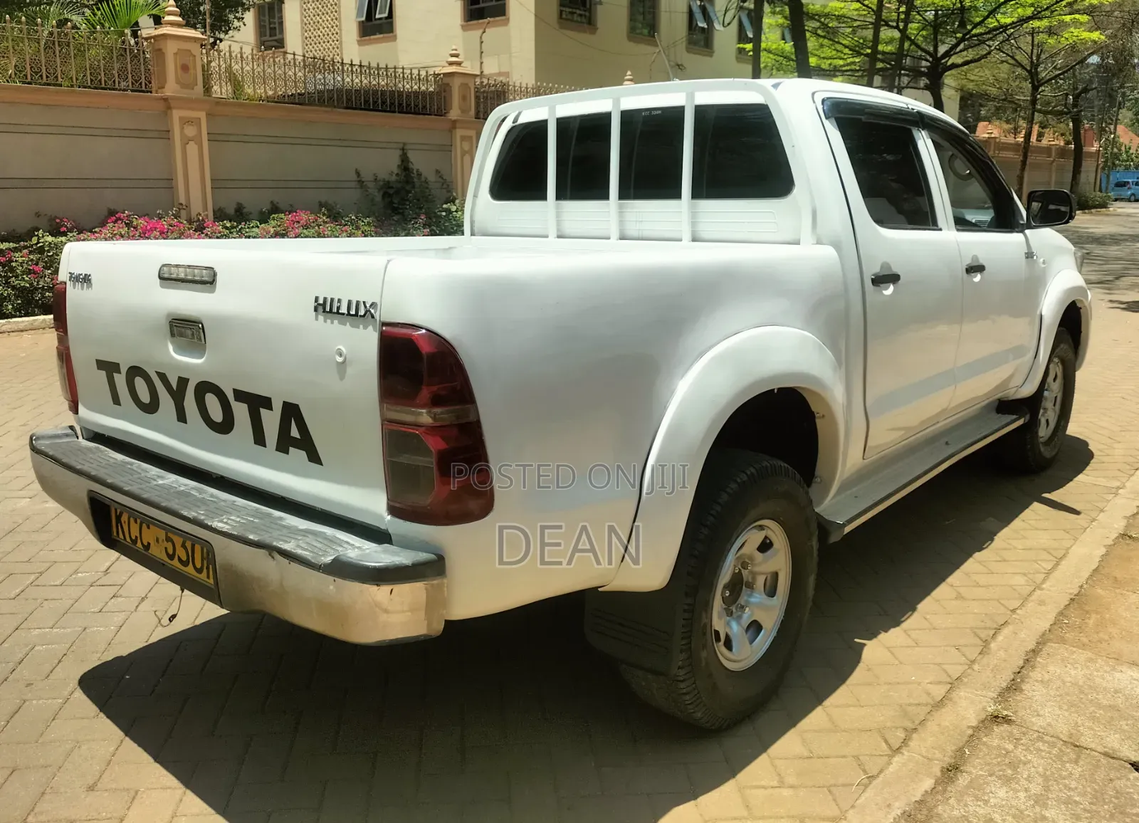Toyota Hilux 2015 White