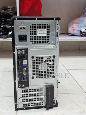 Desktop Computer Dell 8GB Intel Core i7 SSD 256GB