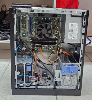 Desktop Computer Dell 8GB Intel Core i7 SSD 256GB