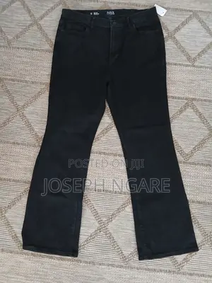 Thrifted Women’s High-Rise Vintage Bootcut Jeans – W39, H44, L43.5