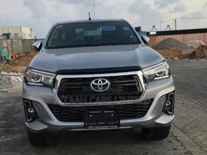 Toyota Hilux Revo Double Cab Deisel 2.4 AWD 2021 Silver