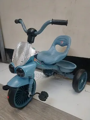 Kids' Three-Wheel Pedal Tricycle With Backrest Seat,Rear StorageBasket