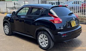 Nissan Juke 2012 Black