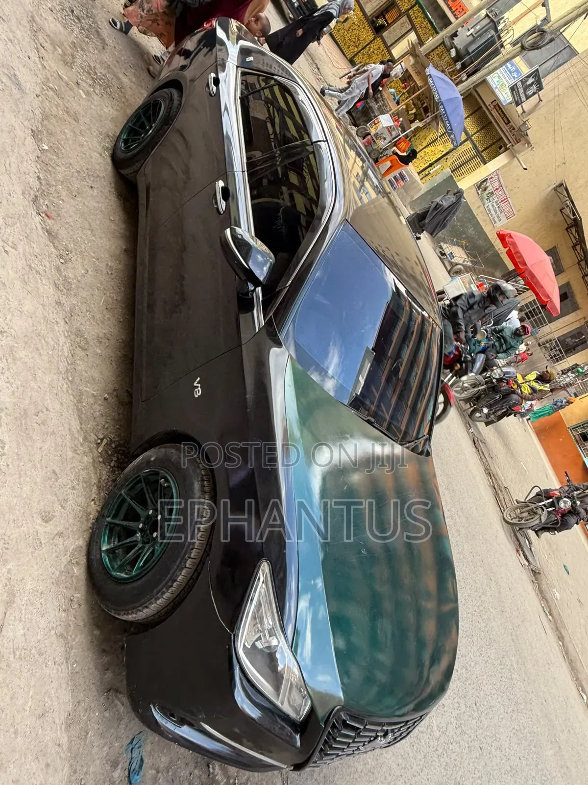 Toyota Crown 2013 Black