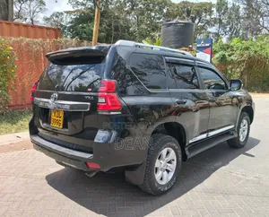 Toyota Land Cruiser Prado 2016 White