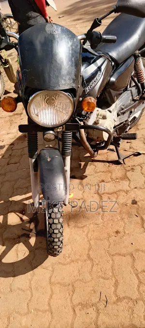 Bajaj Boxer 2019 Black