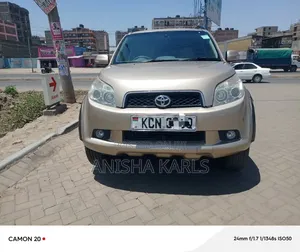 Toyota Rush 2010 Brown