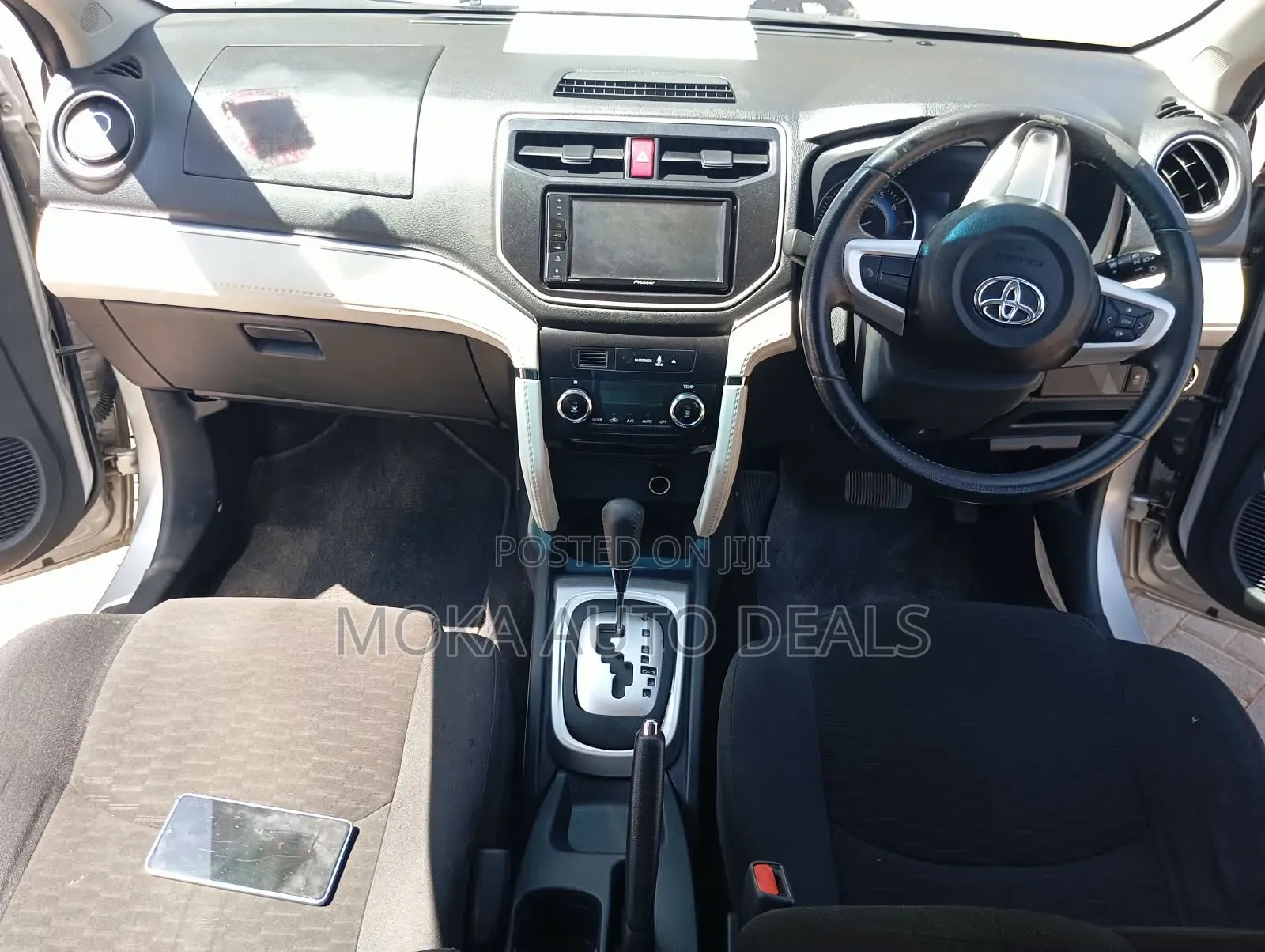 Toyota Rush 1.5 AWD 2019 Silver