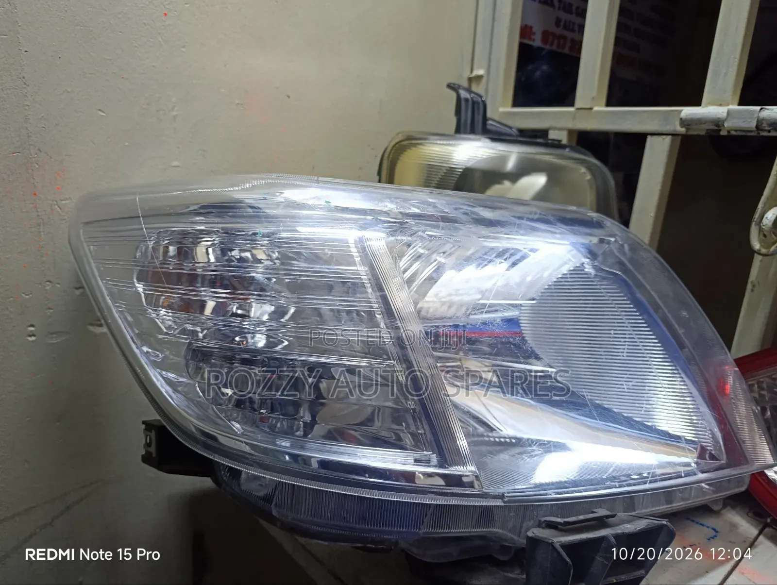 Vigo 2012 Headlight