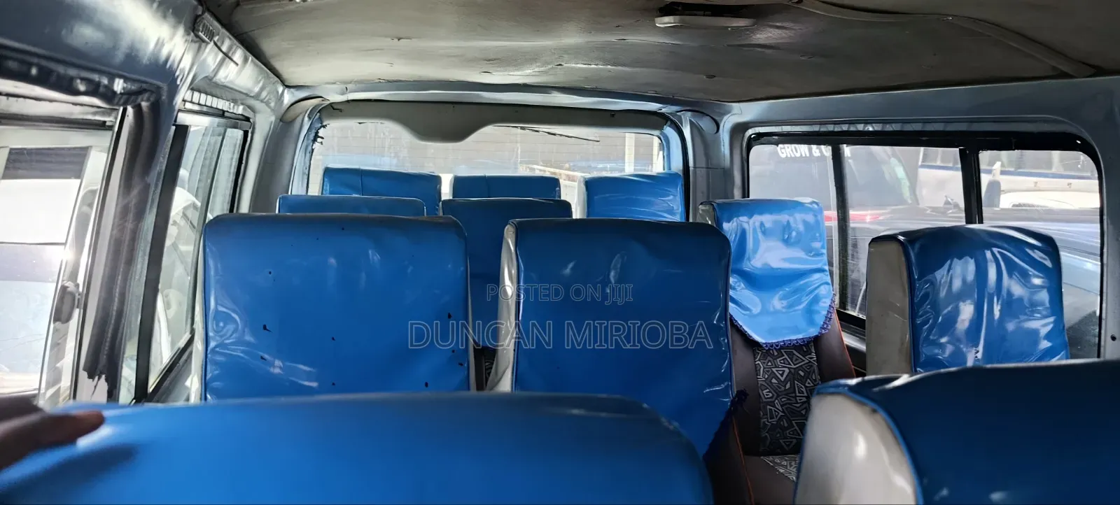 Toyota HiAce 2006 Silver