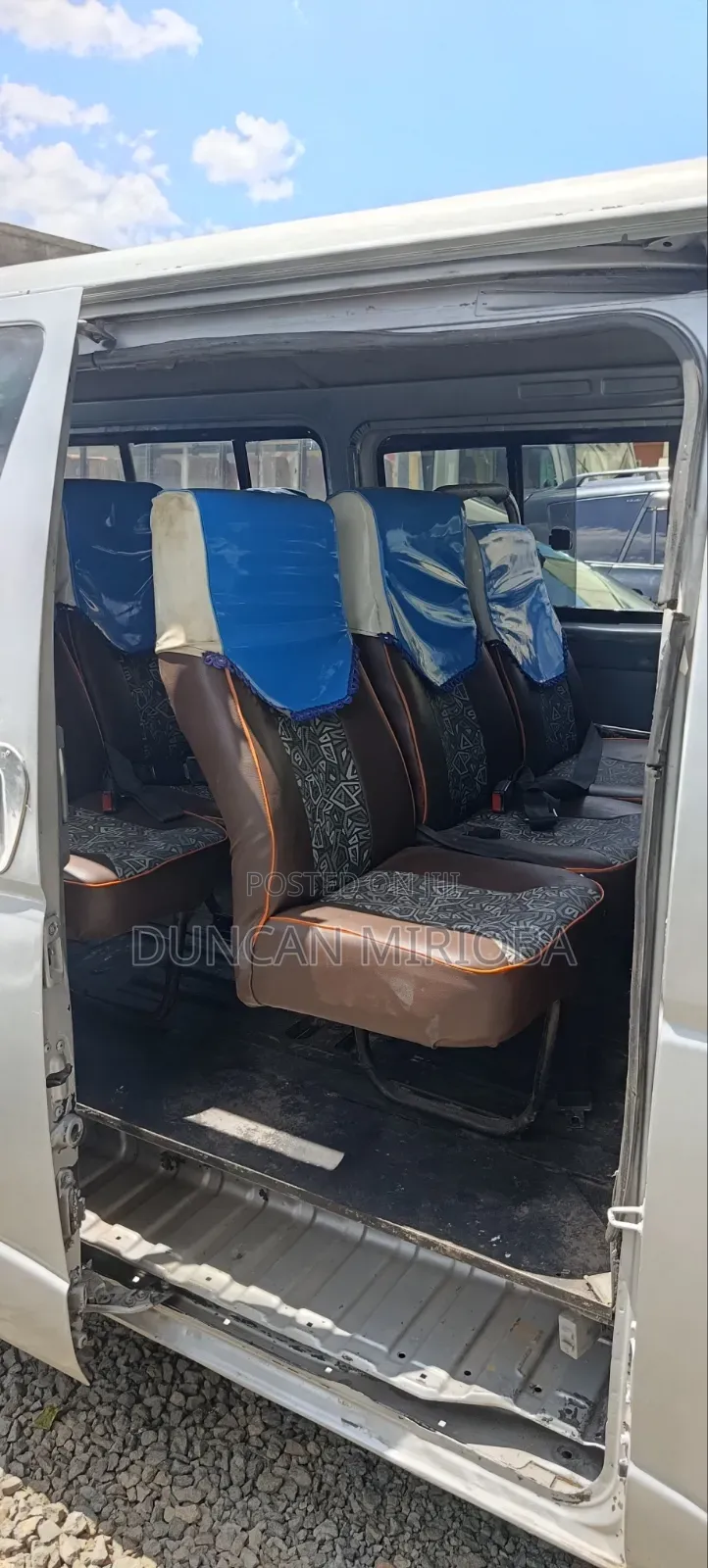 Toyota HiAce 2006 Silver