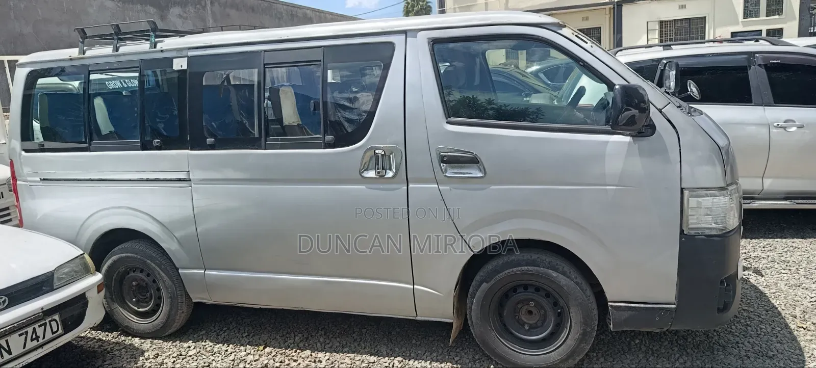 Toyota HiAce 2006 Silver