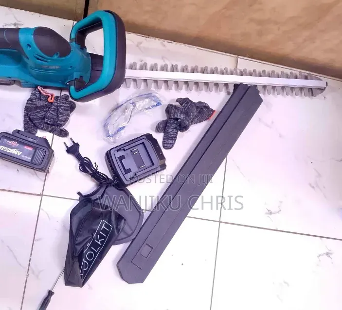 Cordless Hedge Trimmer