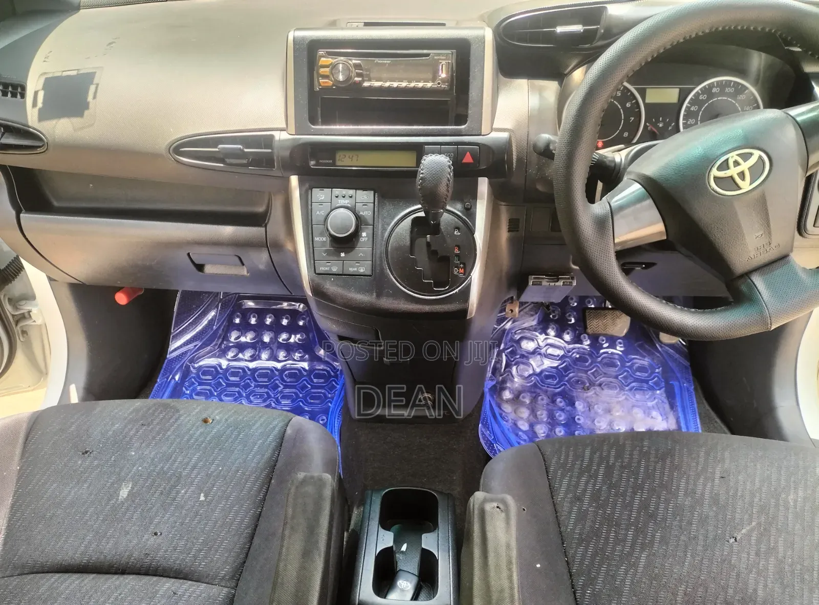 Toyota Wish 2011 White