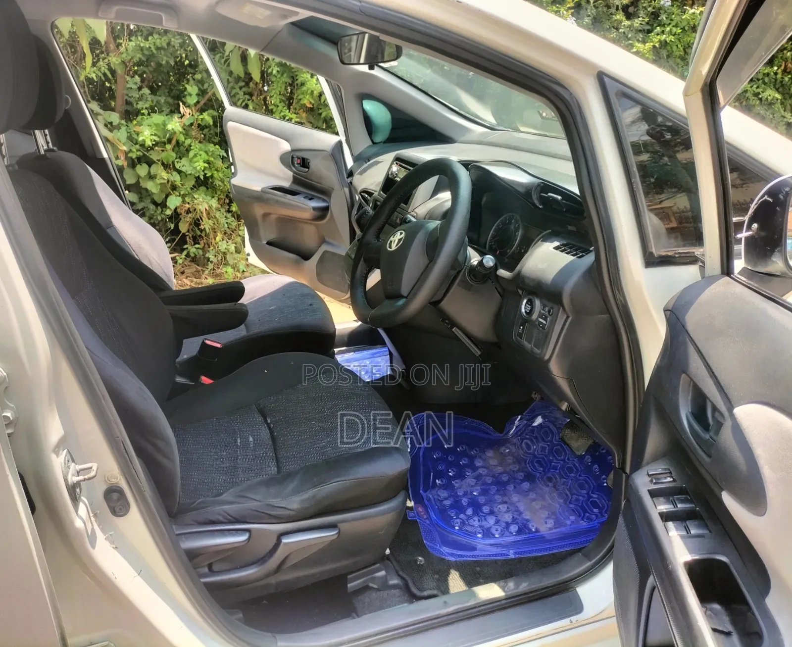 Toyota Wish 2011 White
