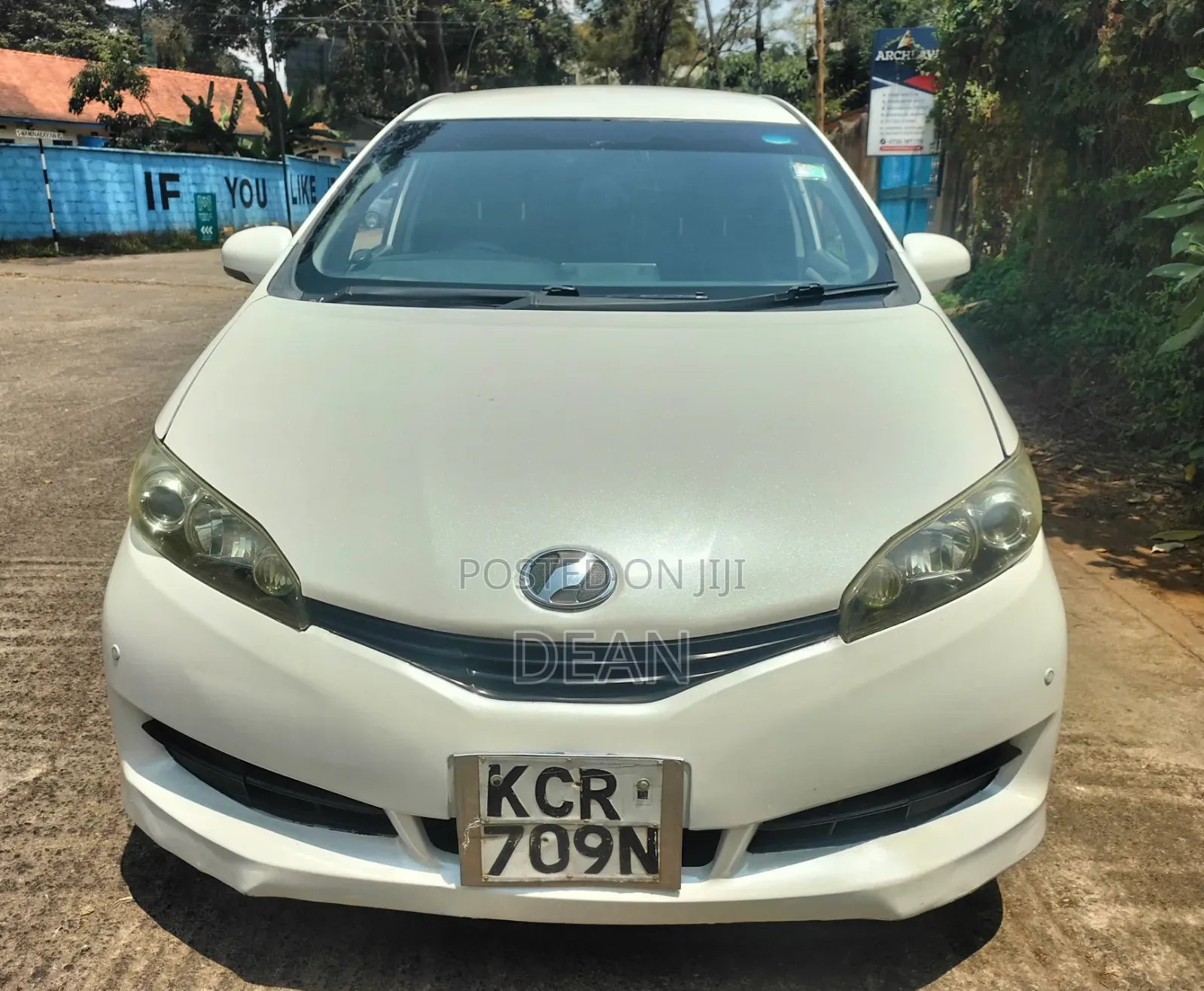 Toyota Wish 2011 White