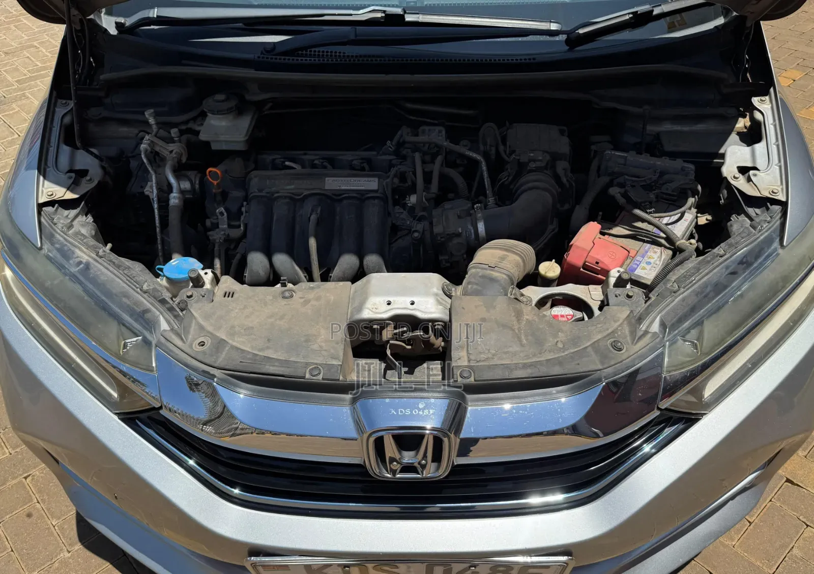 Honda Fit Shuttle 2017 Silver