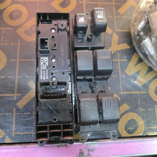 Mitsubishi Window Switch - thumbnail 2