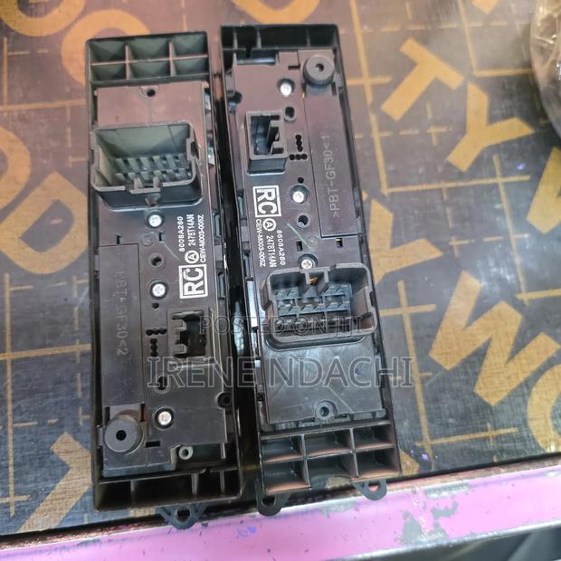 Mitsubishi Window Switch - thumbnail 3