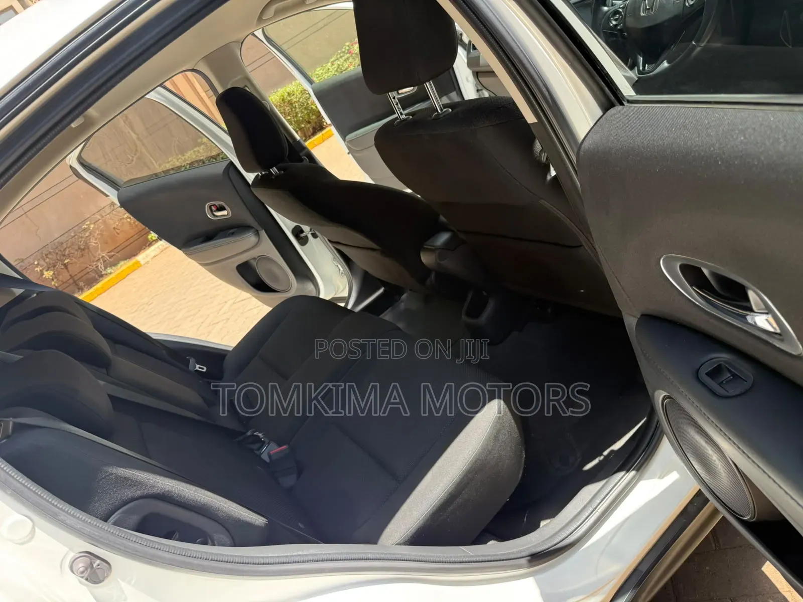 Honda Vezel 2016 White