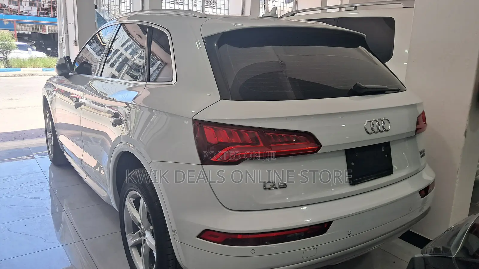 Audi Q5 2.0T Premium AWD quattro 2019 White