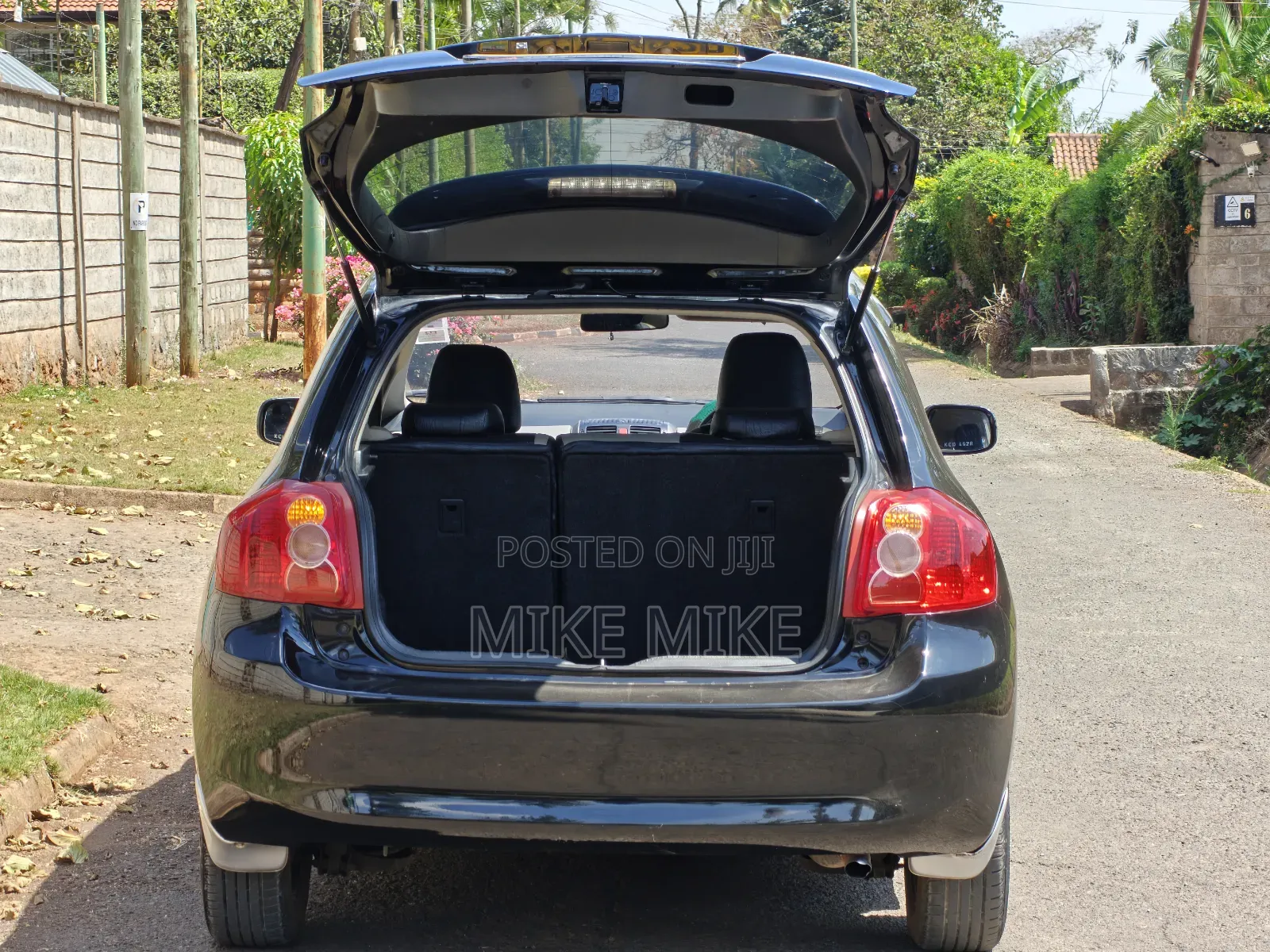 Toyota Auris 2008 Black