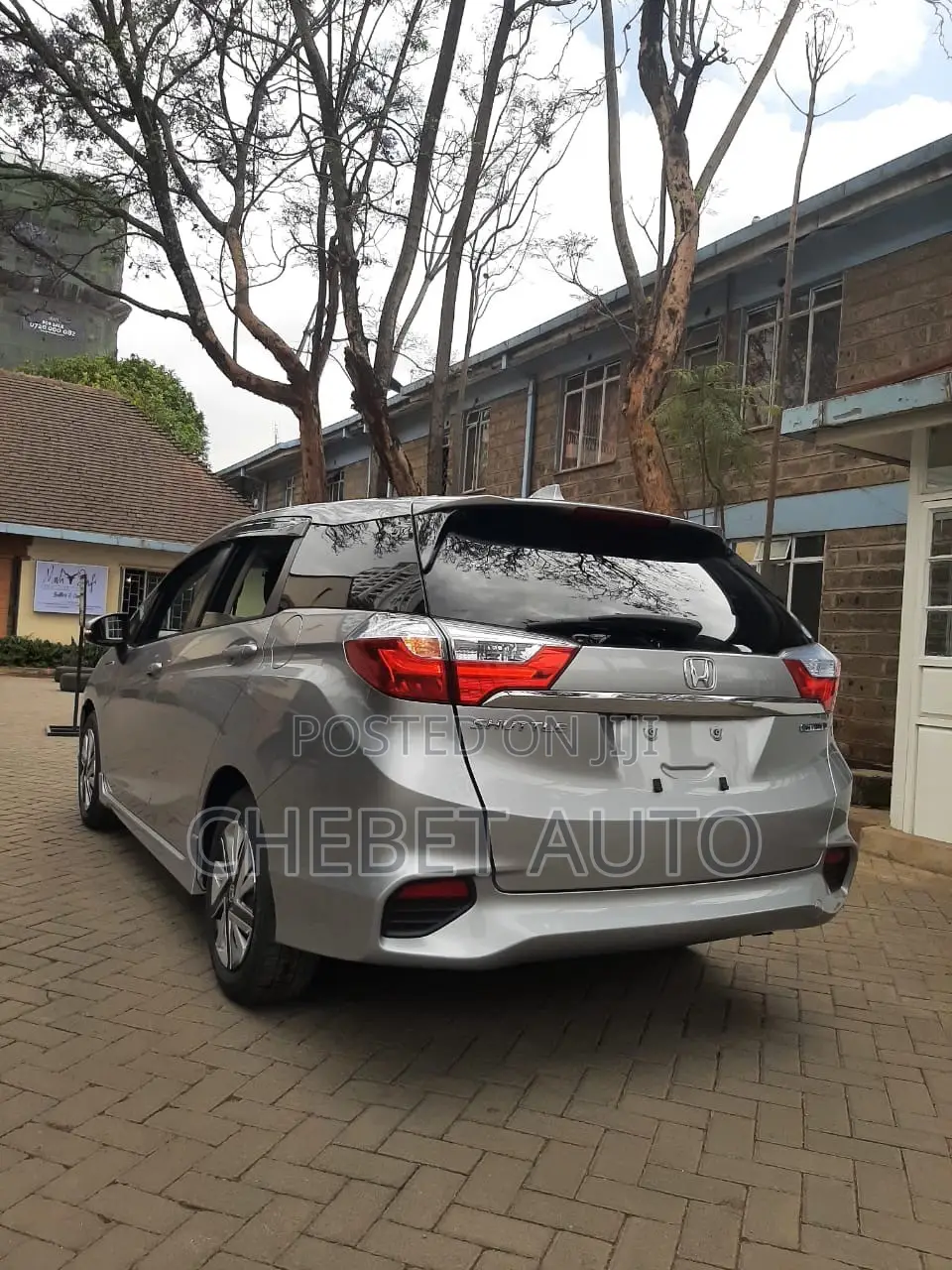 Honda Fit Shuttle 2019 Silver