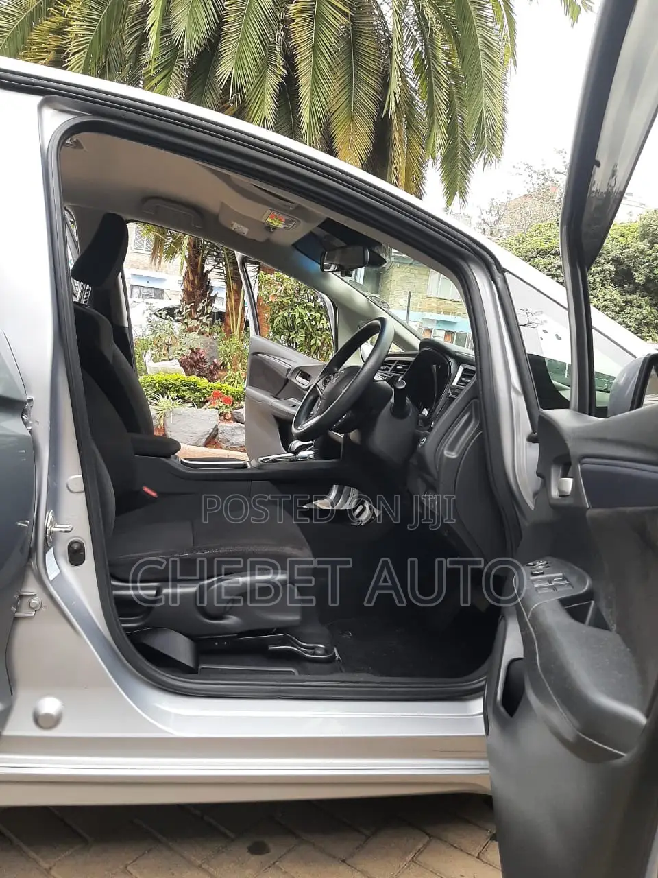 Honda Fit Shuttle 2019 Silver