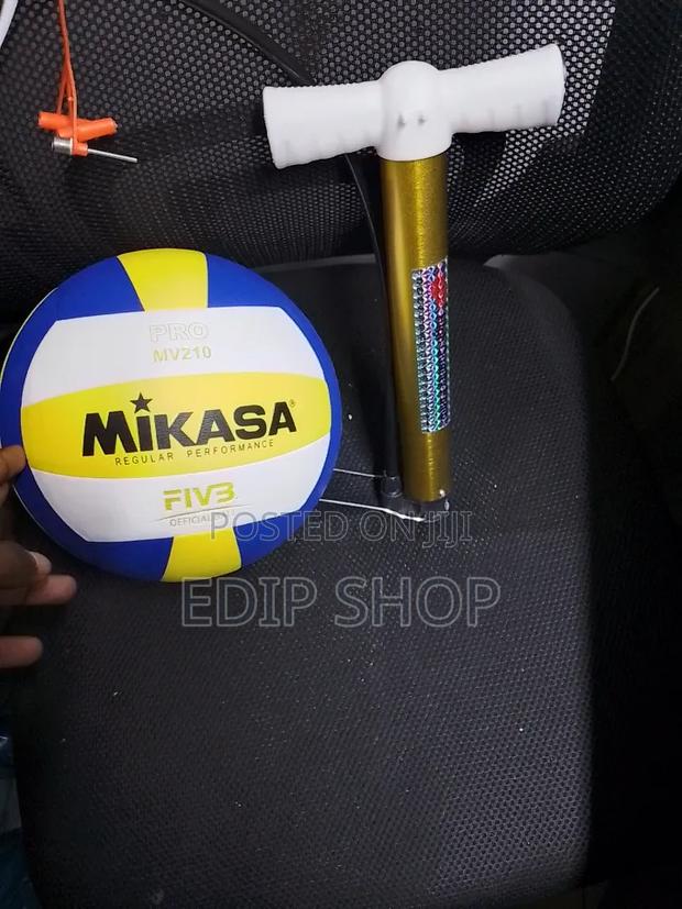 MV210 Professional Volleyball and Hand Pump Gift