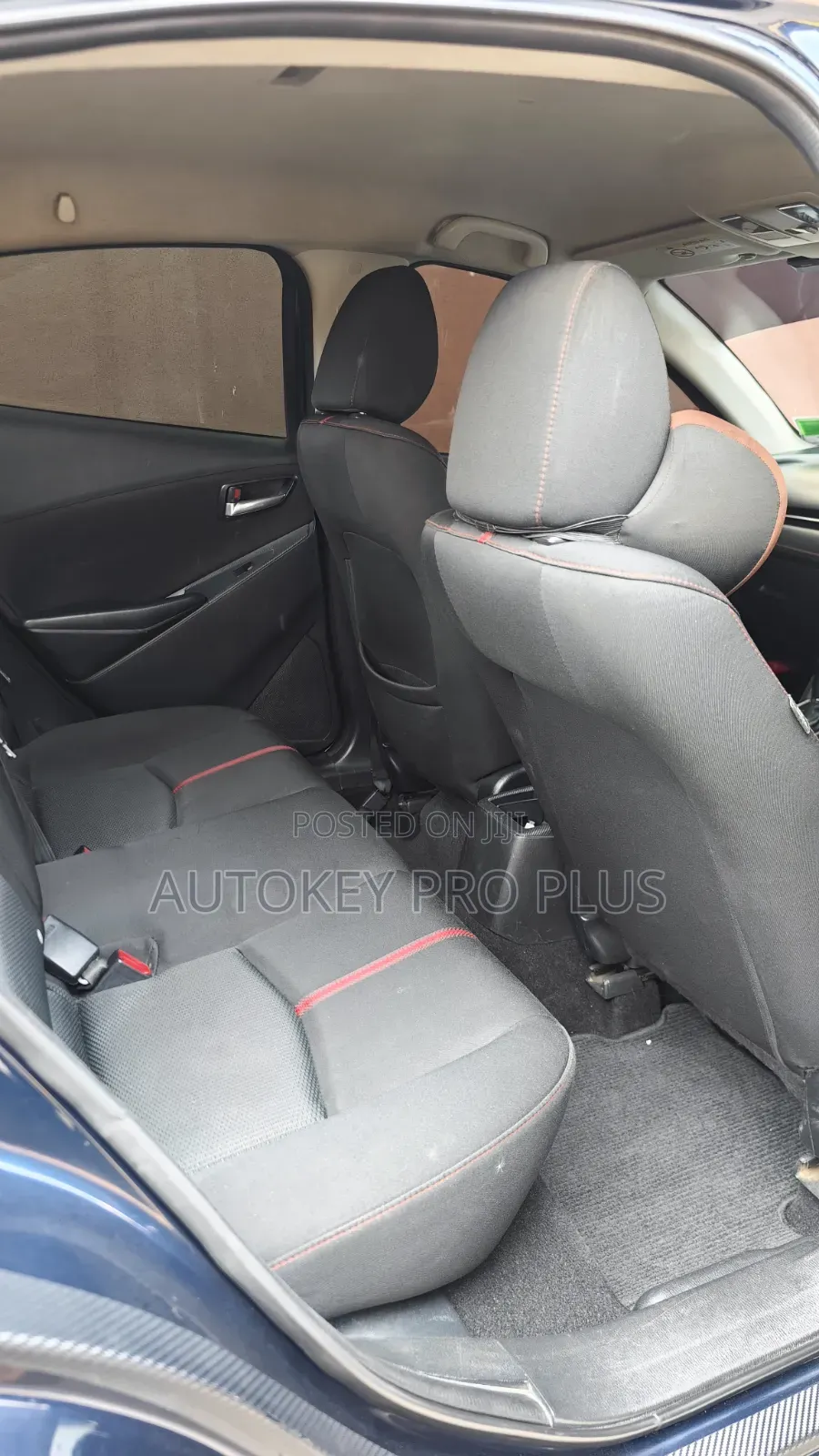 Mazda Demio 2016 Blue