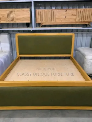 5x6 Olive-Green Padded Bed