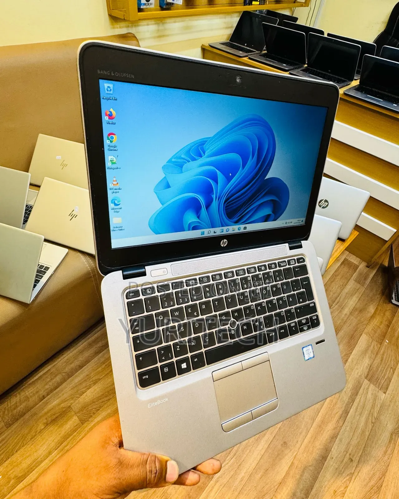Laptop HP EliteBook 820 G3 8GB Intel Core i5 SSD 256GB
