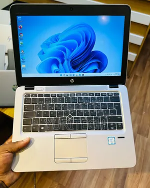 Laptop HP EliteBook 820 G3 8GB Intel Core i5 SSD 256GB