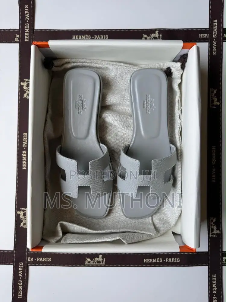 Fresh Drops !! Fully Boxed Ready to Gift Hermes Sandals Size 37-42